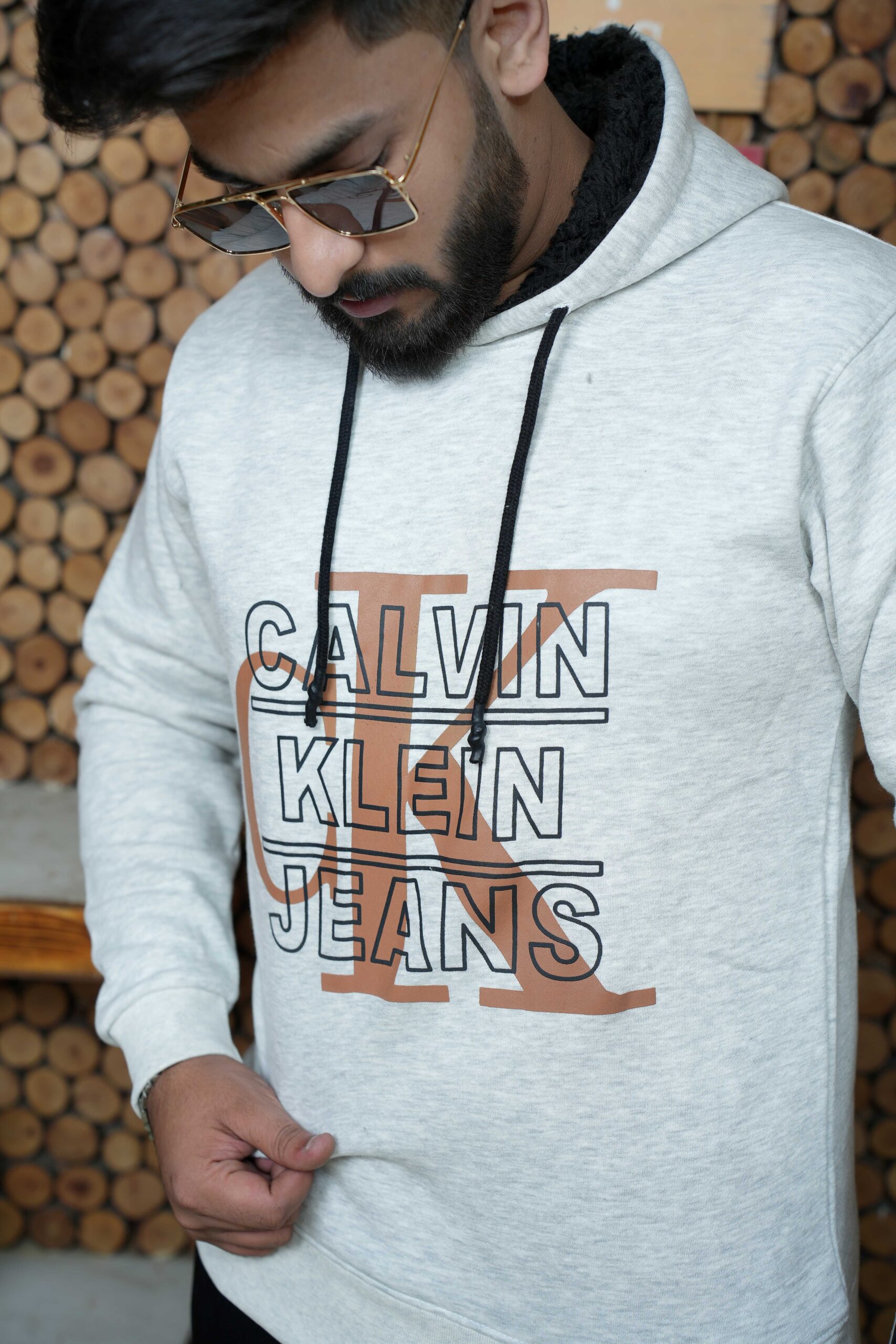 DSC08518_11zon Calvin Klein Hoodie - Image 4